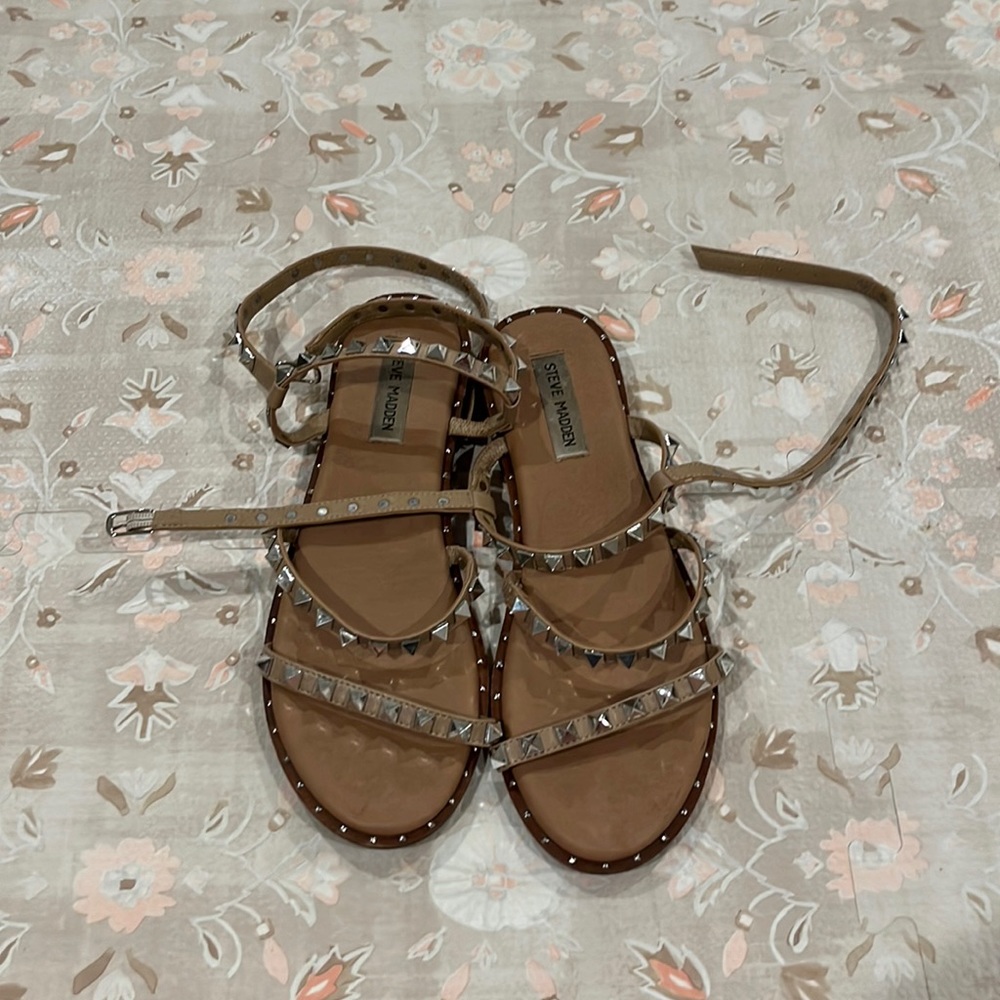 Steve Madden Travel Sandal